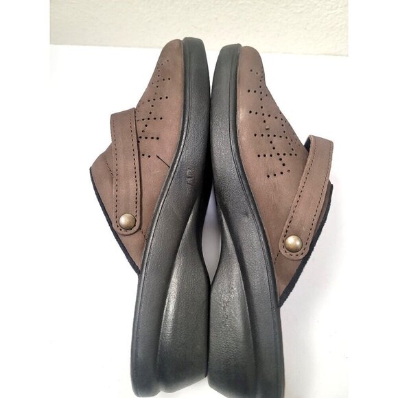 Flexus By Spring Step Anatomic Brown Nubuck Clogs With Adjustable Strap Women's - Picture 5 of 9